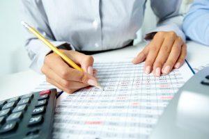 15 Tips On How To Choose The Right Bookkeeper